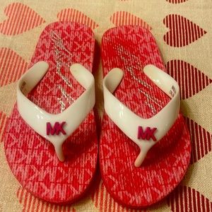 Michael kors girls flip flops size 11/12